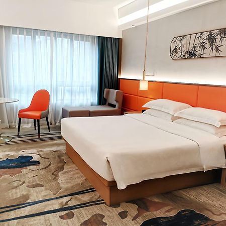 Landmark International Hotel Гуанджоу Екстериор снимка
