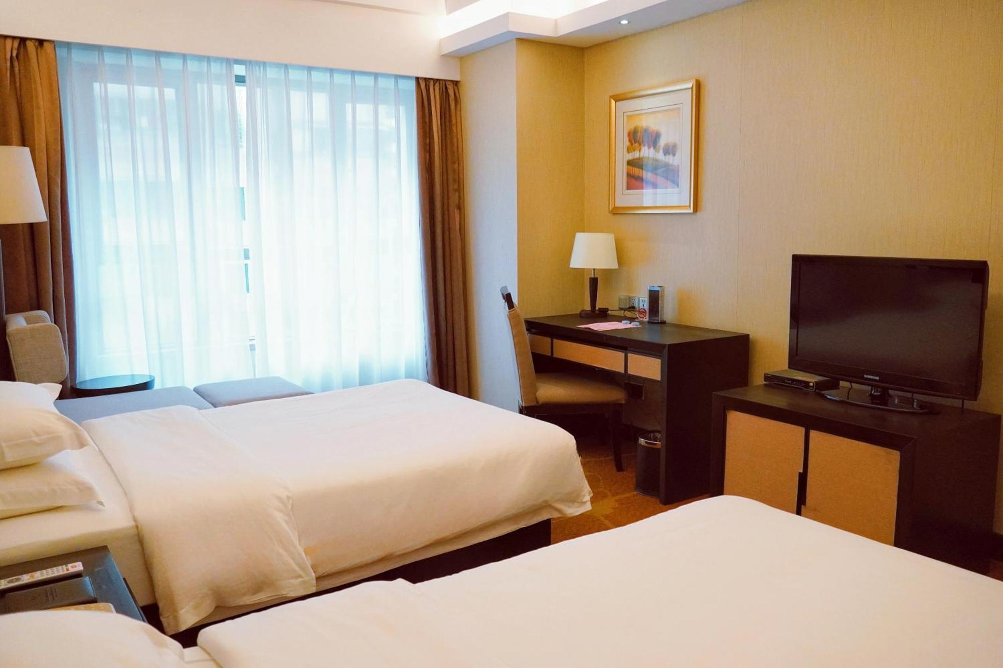Landmark International Hotel Гуанджоу Екстериор снимка